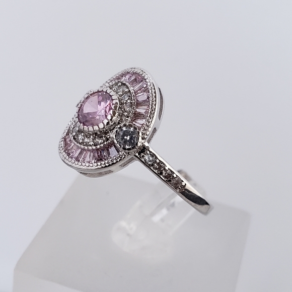 Sterling Pink Baguette Ring - Picture 3 of 8
